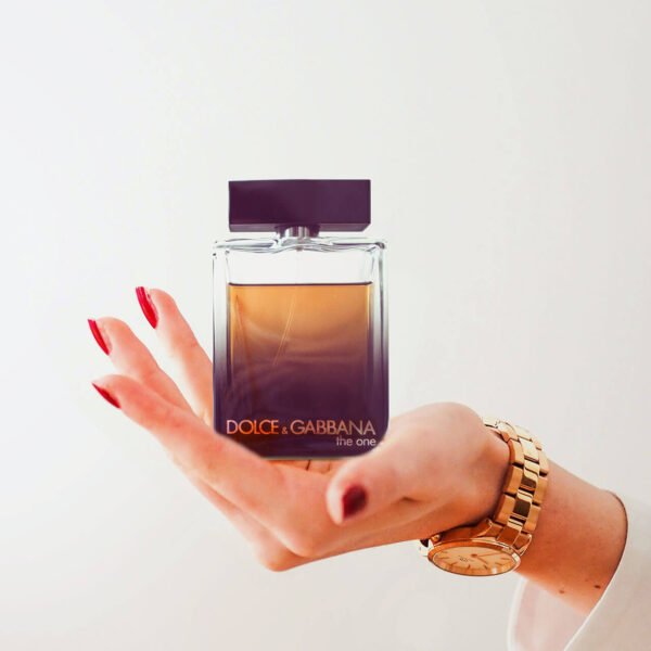 The Elegant Scent – Image 2